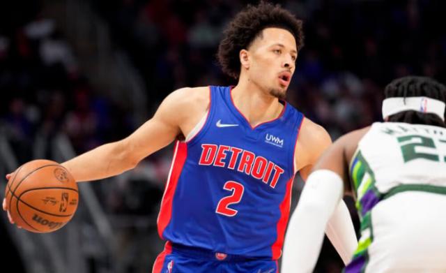 开云体育官网-增重导致坎宁安胫骨伤病？活塞需要艾维扛起大旗