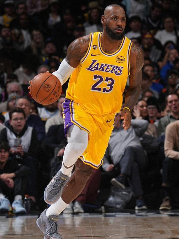 开云-16分大逆转！湖人115-107掘金，东契奇38分三双，詹姆斯19+9+8